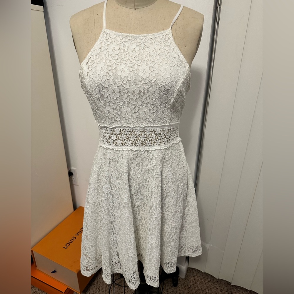 Lace mini dress
